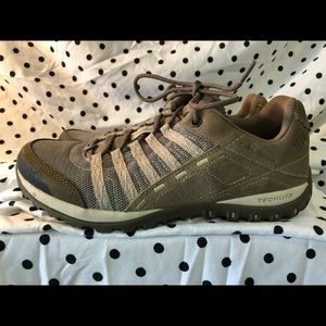 Columbia trail/hiking shoes
